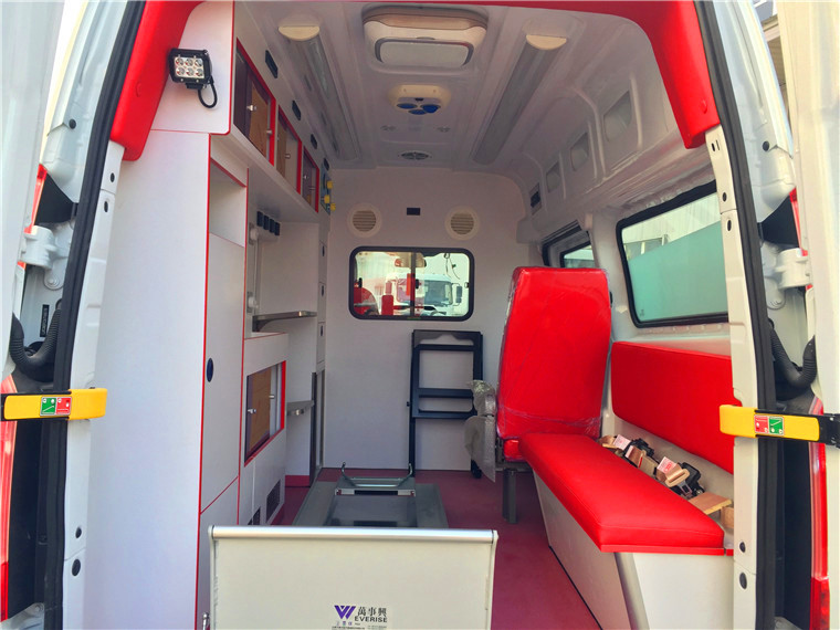 奔馳新威霆救護(hù)車(chē)(高頂)內(nèi)飾